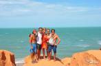 Foto do grupo de caminhou de Fortim a Canoa Quebrada, no litoral do Ceará